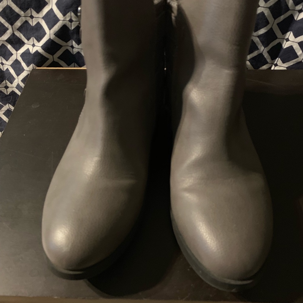 Old Navy ankle boot
